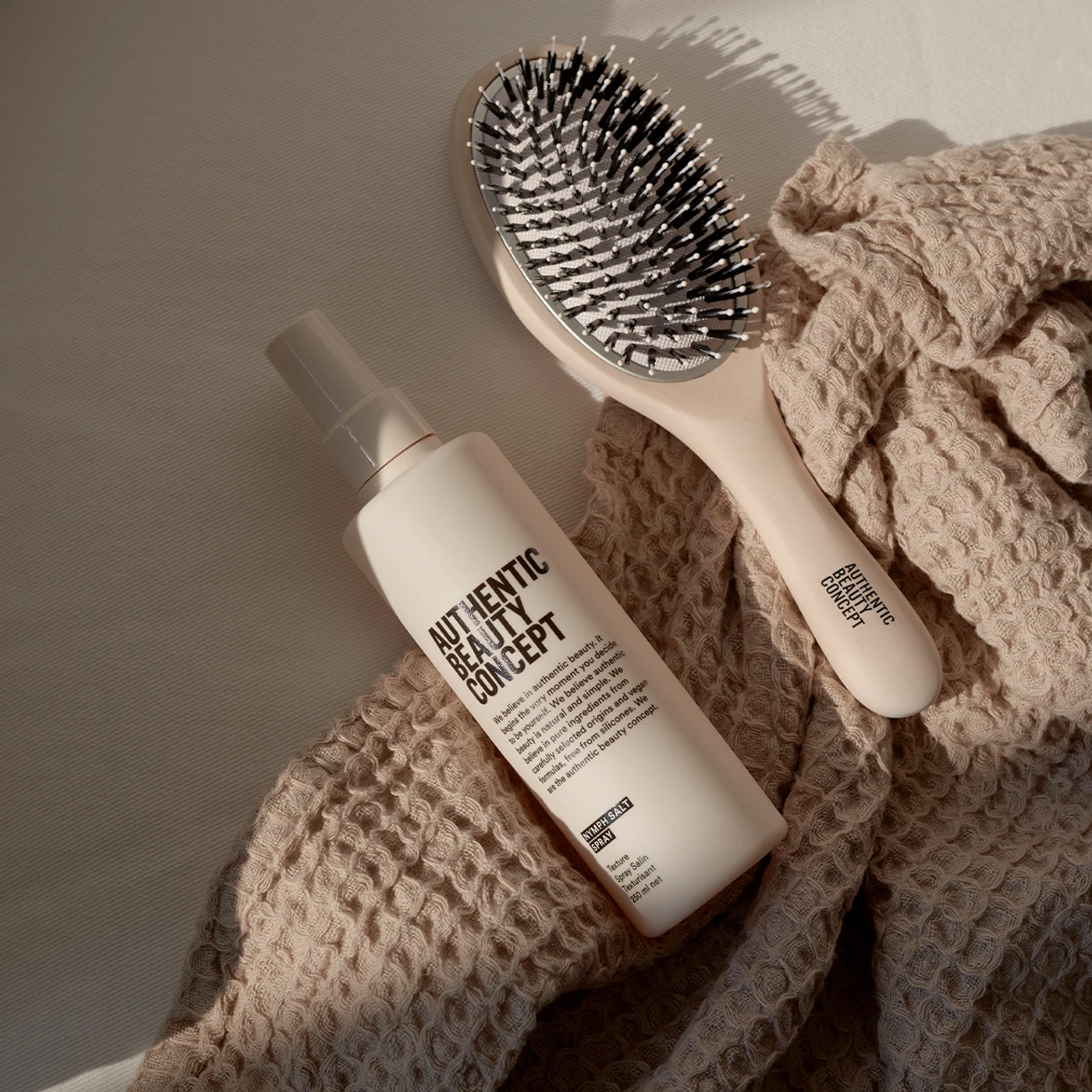 Spray Salin Texturisant Authentic Beauty Concept 250ml – Image 3